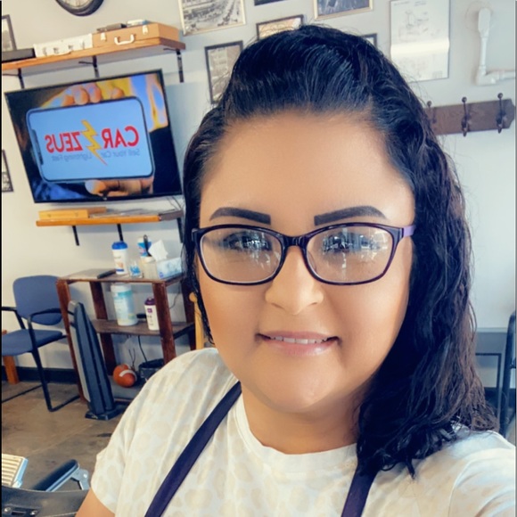 Meet your Posher, Isabel - Picture 3 of 12